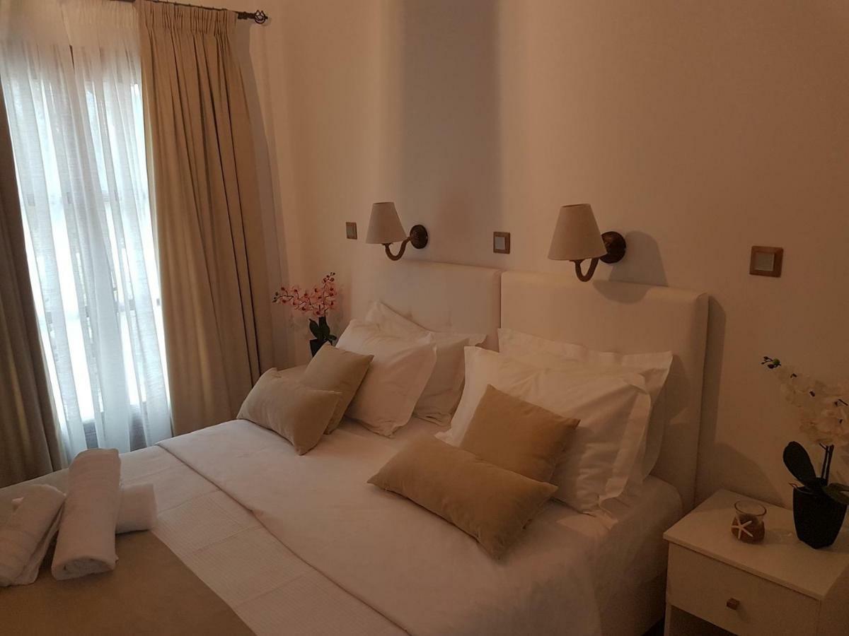 Santorini Family Apartments Kamári 외부 사진